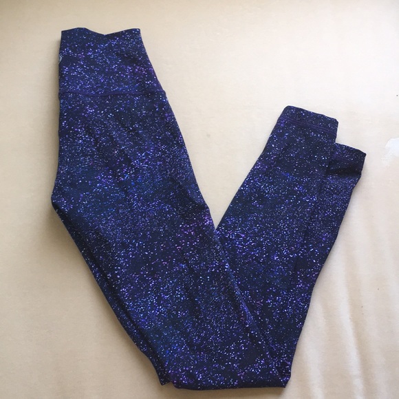 lululemon athletica Pants - Lululemon Wunder Under Leggings